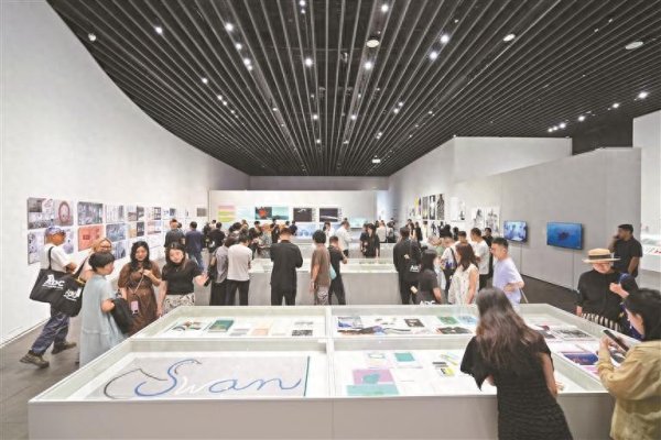 诚利和 深圳美术馆新馆迎来首个收费国际特展