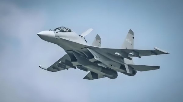 象泰配资 歼-16亮剑干翻美国F-22隐形战斗机之后，美军为何停止试探？